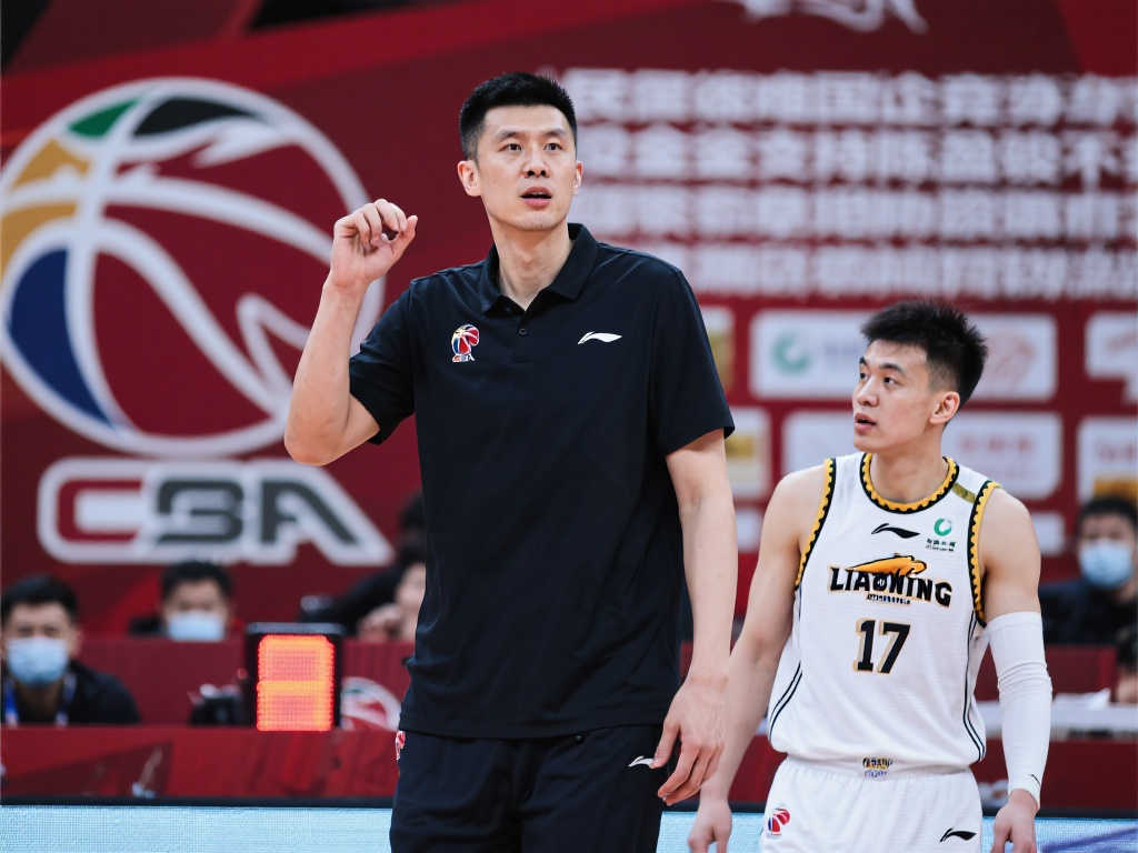 人刮目相看 人刮目相看