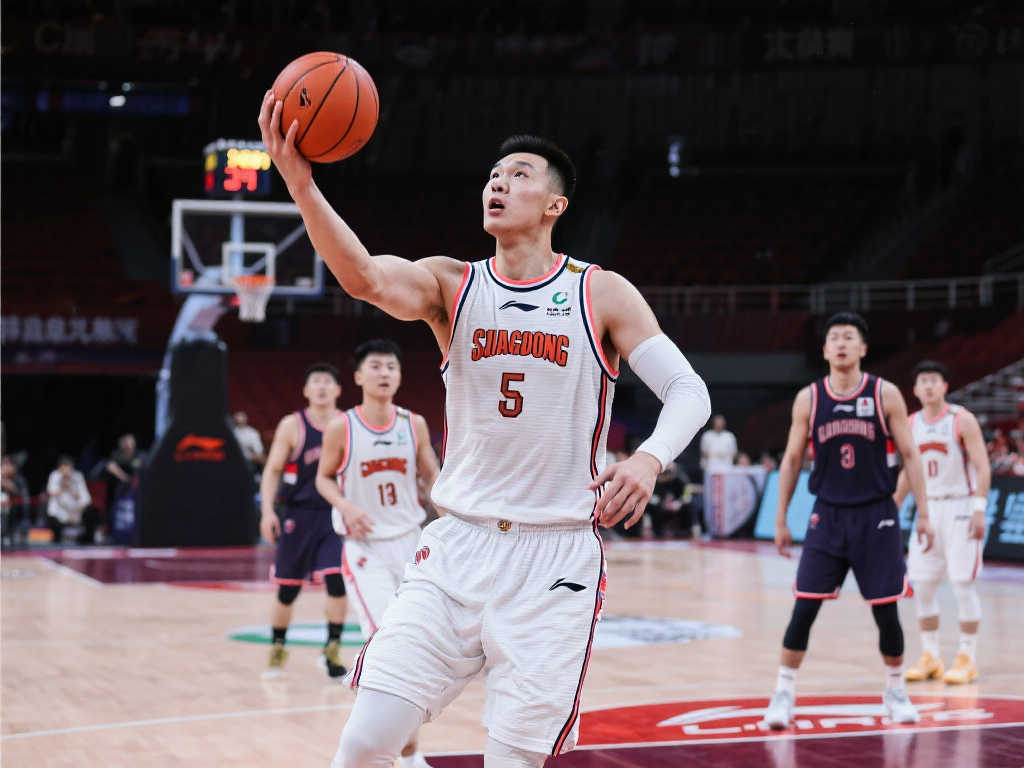 以其出色的 以其出色的